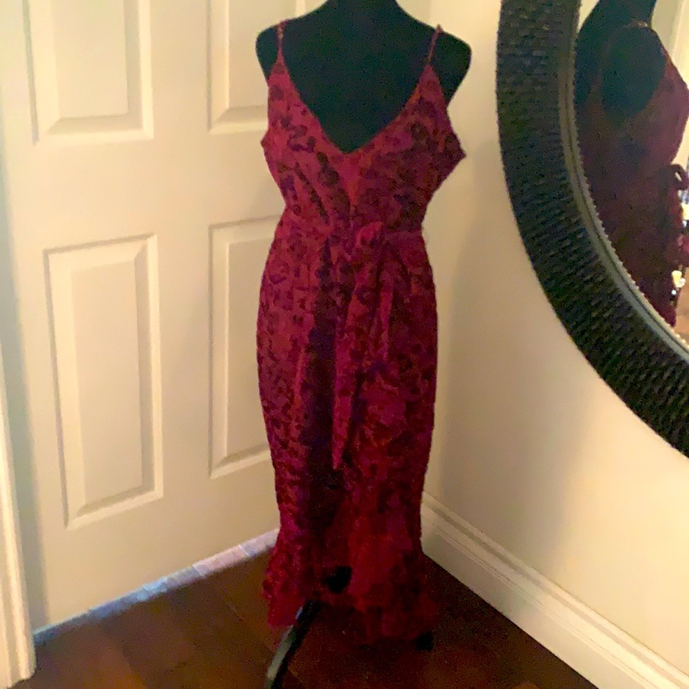 Lovers and friends beautiful velvet dress